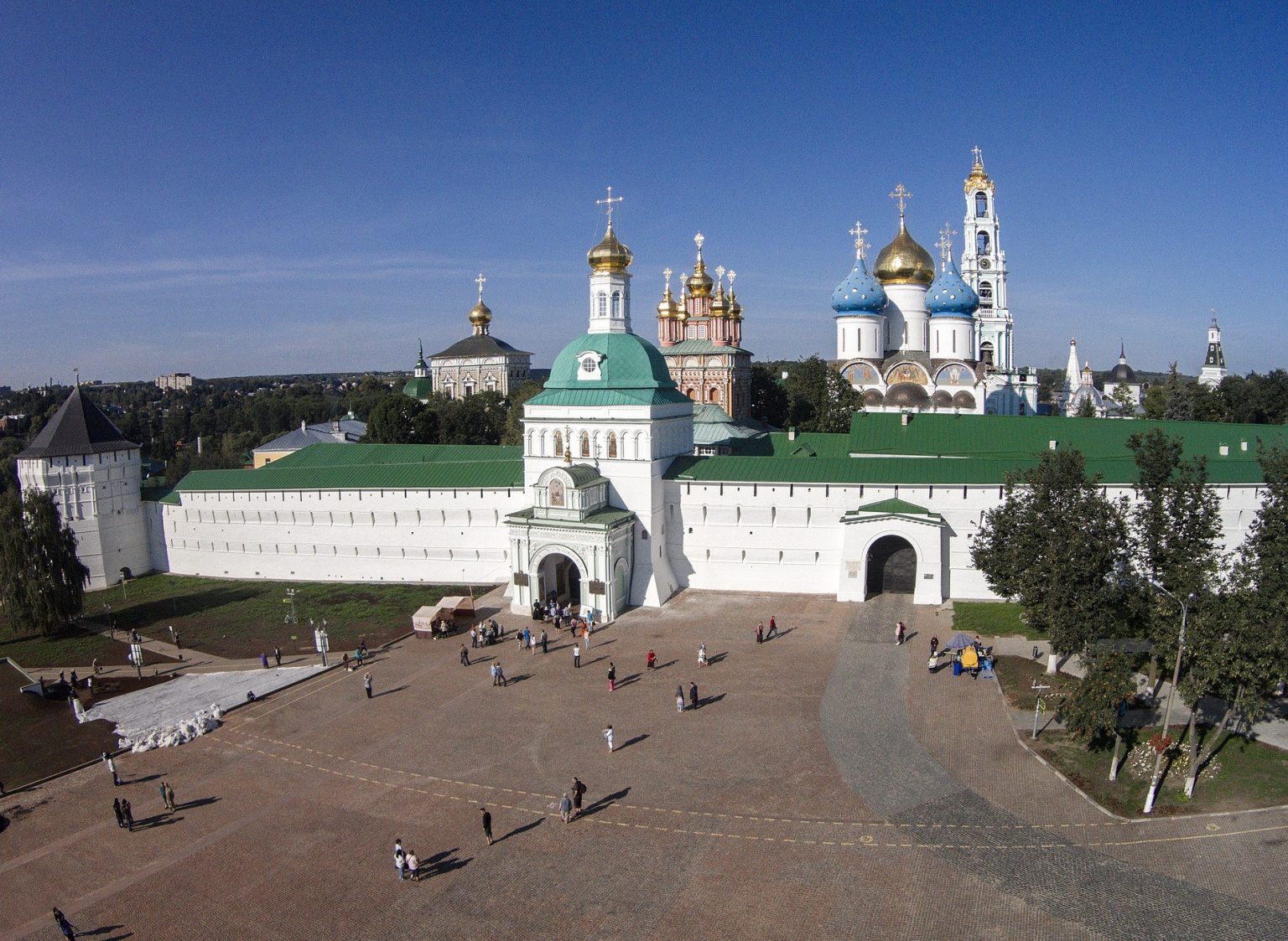 Троице Сергиева Лавра главный монастырь